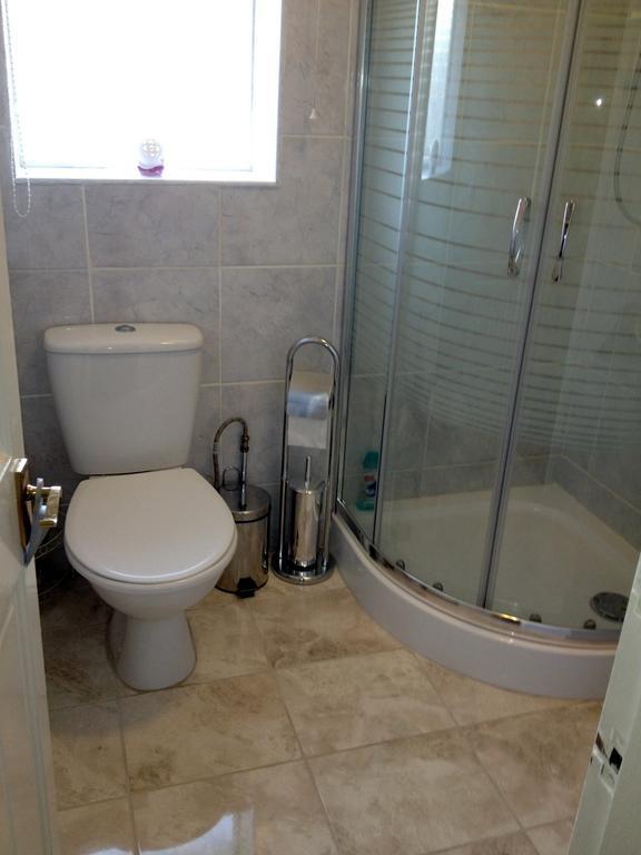Liverpool Airport Rooms Speke Exteriör bild