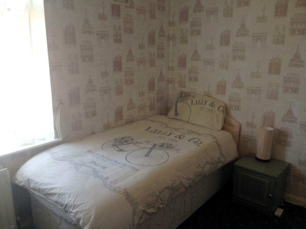 Liverpool Airport Rooms Speke Exteriör bild