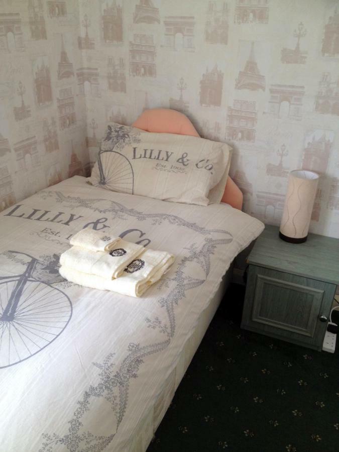 Liverpool Airport Rooms Speke Exteriör bild
